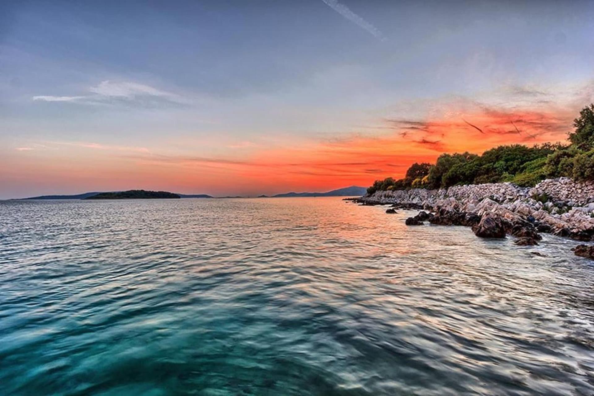 Traditional Dalmatian Stone House By The Sea Okrug Gornji Luaran gambar